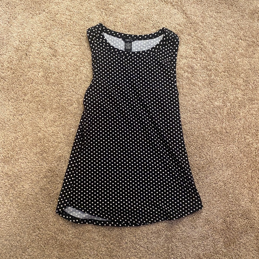 Black and white polka dot rue 21 tank top size Small